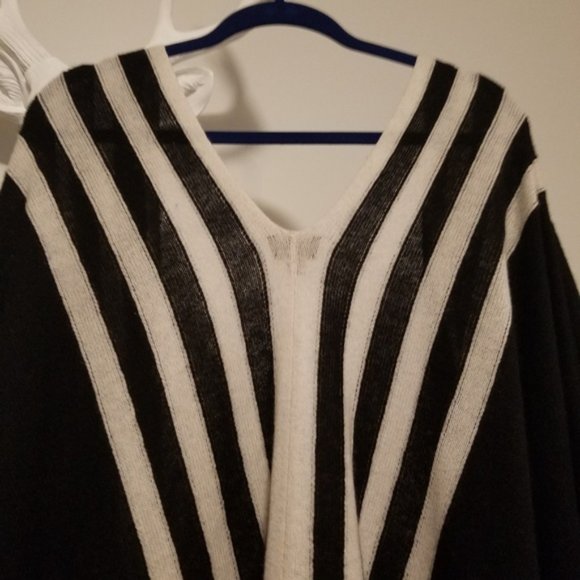 Charter Club Cashmere Poncho Open Front Wrap Black White Striped Loose Warm Cozy - Picture 8 of 8